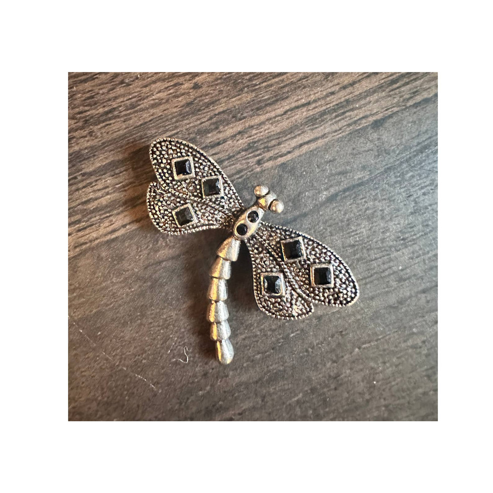 K.C. DESIGNS VINTAGE DRAGONFLY SILVER & BLACK STONE PIN